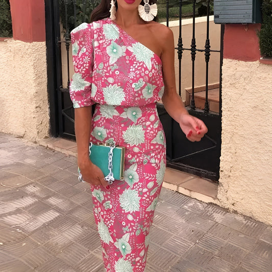 LD | Elegant dress with one shoulder
