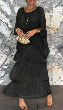 LP | Elegant long dress with V-neckline