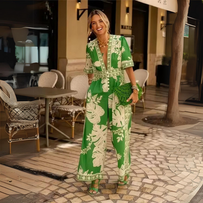 Violet - Elegant, detailed jumpsuit