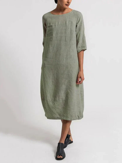 LP | One-color casual dress with round neckline and 3/4 sleeves