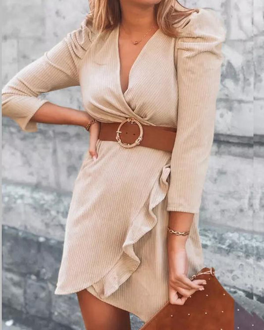 LP | Mini dress with puff sleeves and ruffle neckline