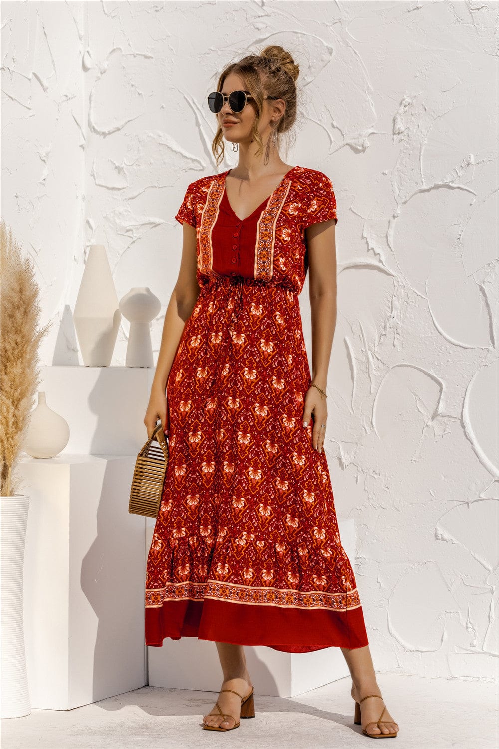 LP | Elegant fitted dress