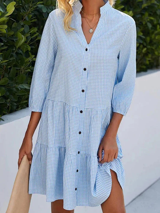 LP | Fitted shirt dress with A-line, plaid, stand-up neckline, high collar and button closure