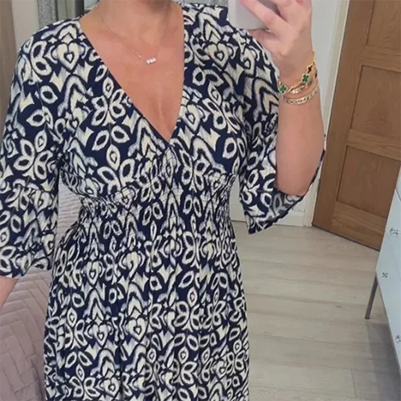 LP | Libby Modern and fashionable winter dress