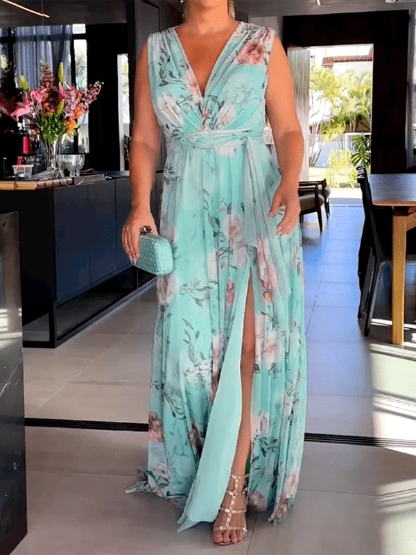 LP | Sleeveless V-neck dress with side slit