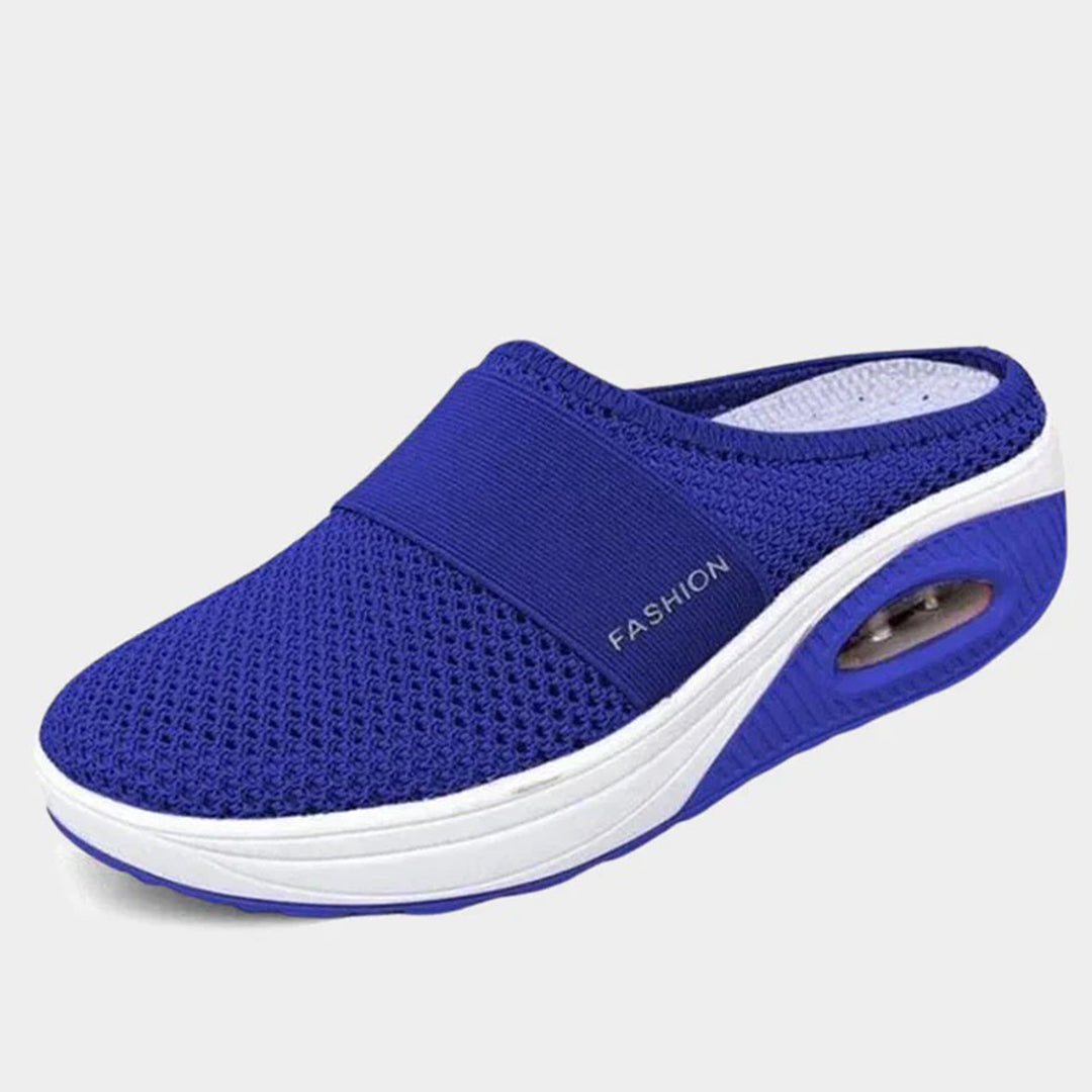 LP | Timelessly elegant universal garment