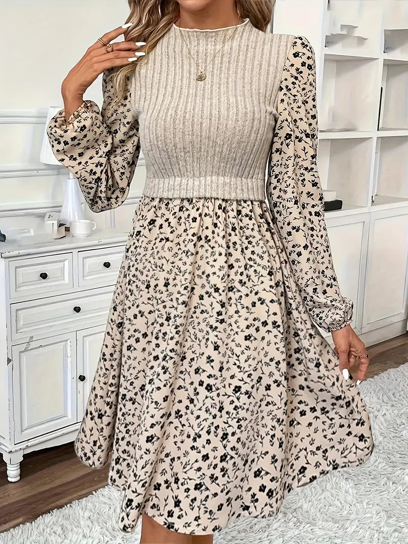 LP | Elegant knit dress with floral pattern