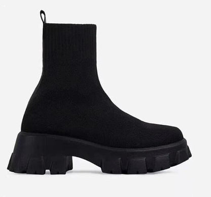LP | Trendy casual shoes with heels