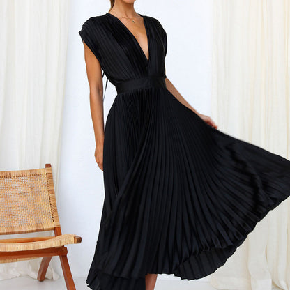 LD | V-neck sleeveless dress with adjustable fit