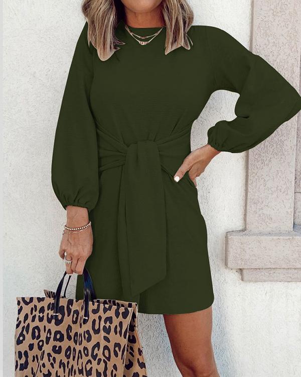 LP | One-color dress with long sleeves and round neckline