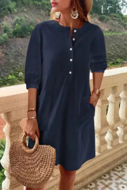 Casual and simple dresses with fixed pocket buckle and A-line O-neckline