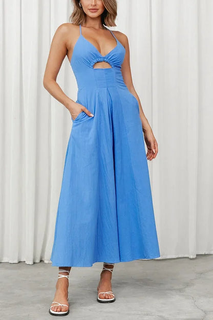 Maxi dress with open back and V-neckline