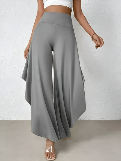 Wide pants with asymmetric shirt