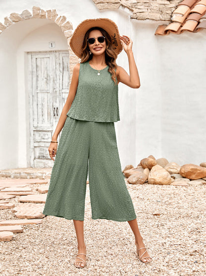 New ladies solid color casual loose sleeveless ladies jumpsuit