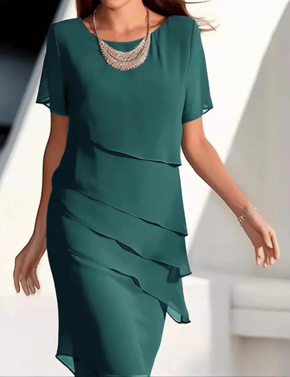 LD | Elegant layered dress for casual days