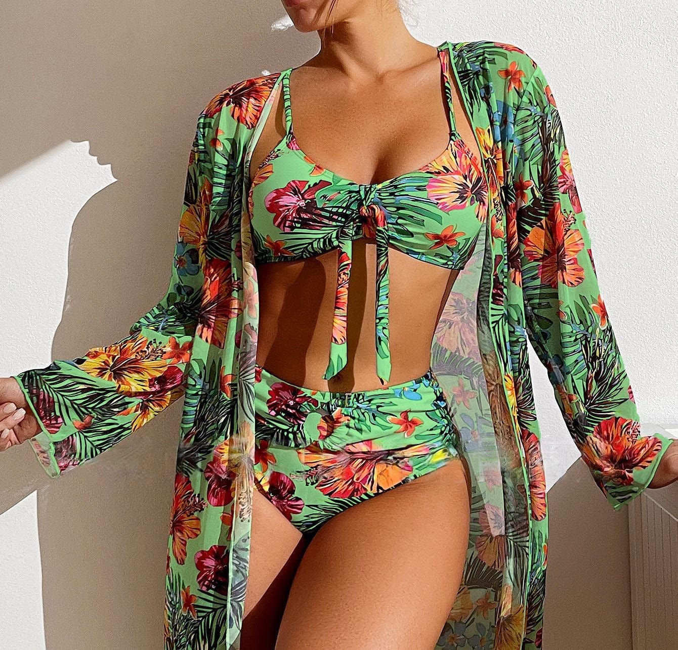 Stylish bikini set for summer '23