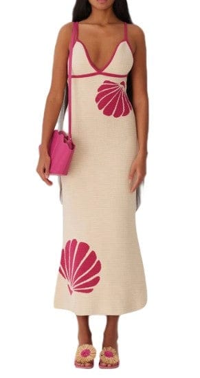 LP | Knit dresses with shell pattern