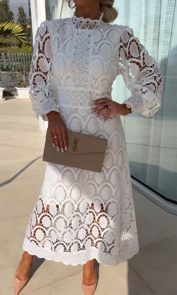 LP | Catherine Elegant and tailored winter dress