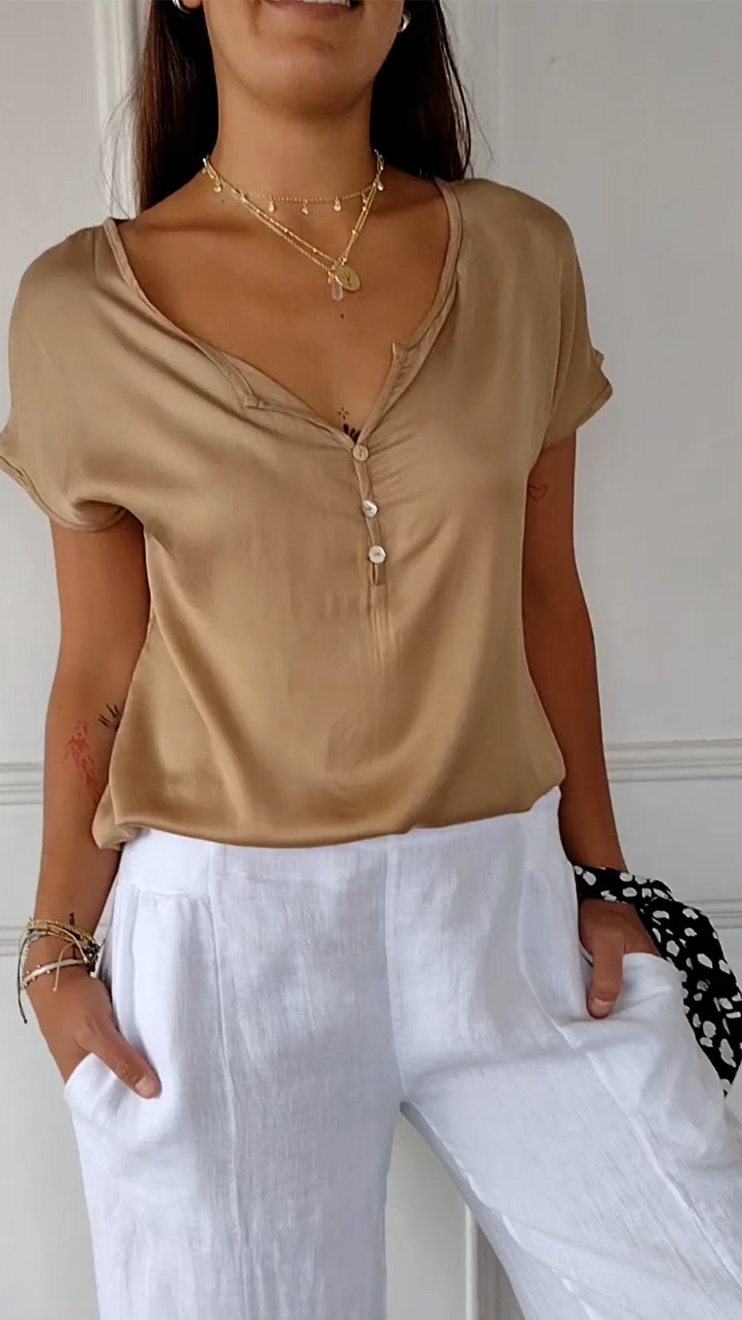 Layla | Casual chic light blouse