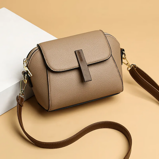 Jade Crossbody Bag | Compact and elegant