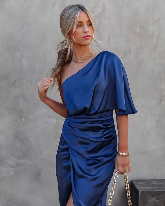 LD | Elegant asymmetrical dress