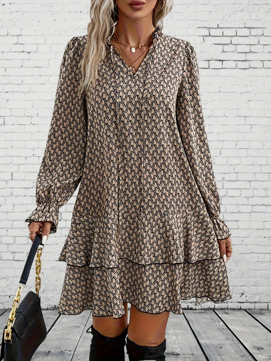 Printed dress with long sleeves and elegant design