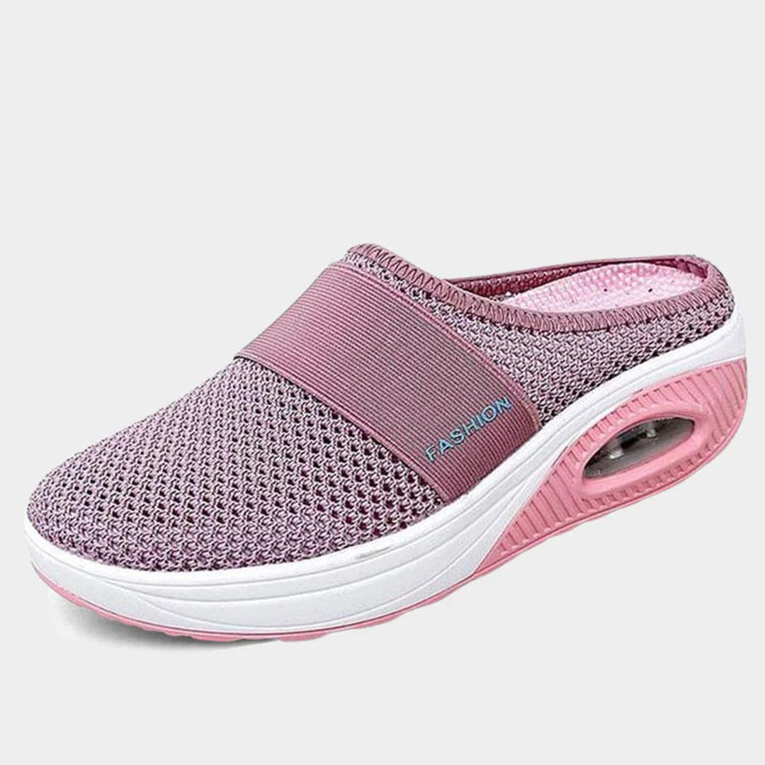 LP | Timelessly elegant universal garment