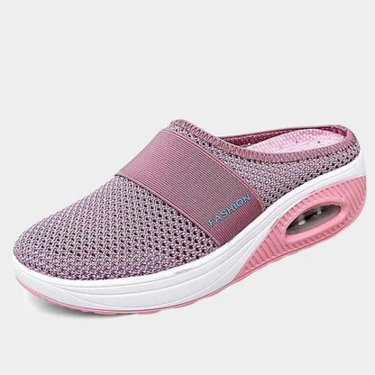 LP | Timelessly elegant universal garment