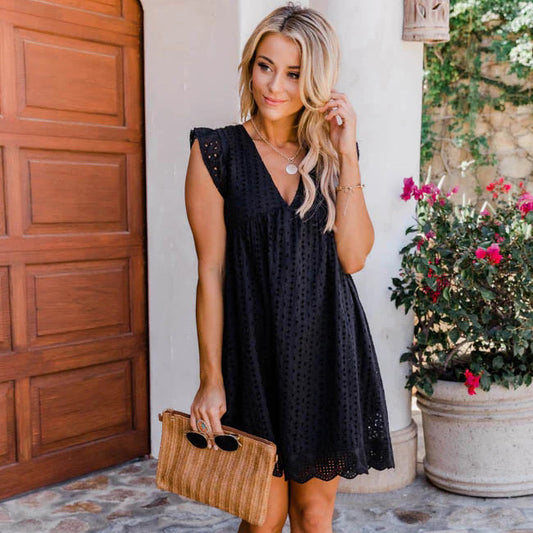 Modern short-sleeved dress ideal for warm days