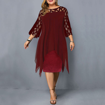 LP | Elegant midi dress in plus sizes