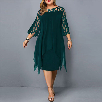 LP | Elegant midi dress in plus sizes