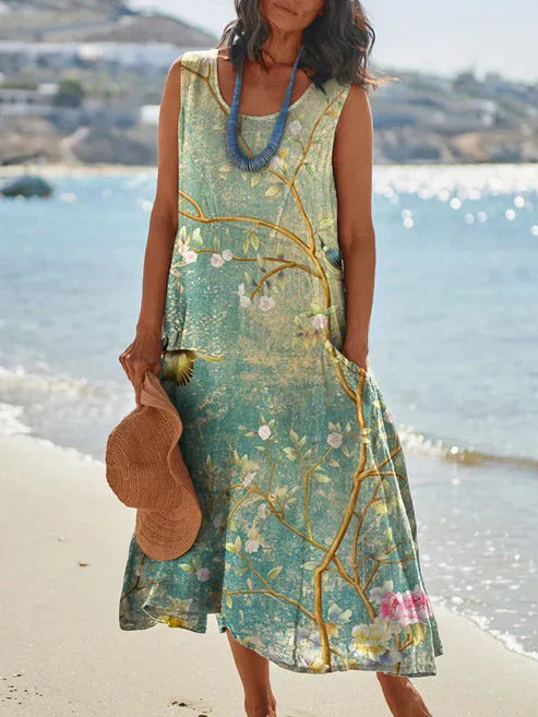 LP | Elegant vintage sleeveless dress with round neckline