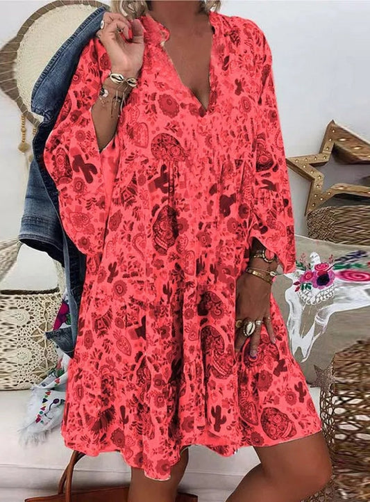 Wide short dress with elegant design and long sleeves