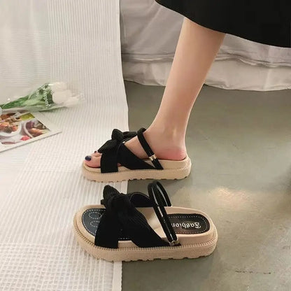 LP | Fashionable sandals